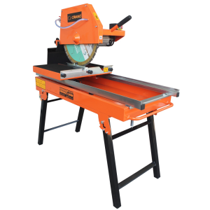 Criano BRICKER450 vizes téglavágó gép 230V/50Hz, 2 kW, 70 cm, Ø450 mm